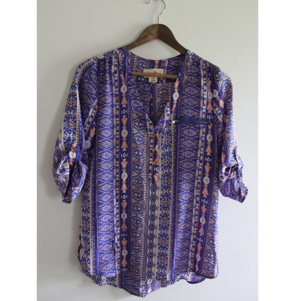 Wishful Park Aztec Boho 3/4 Sleeves Top with Gold Accents Medium Preowned